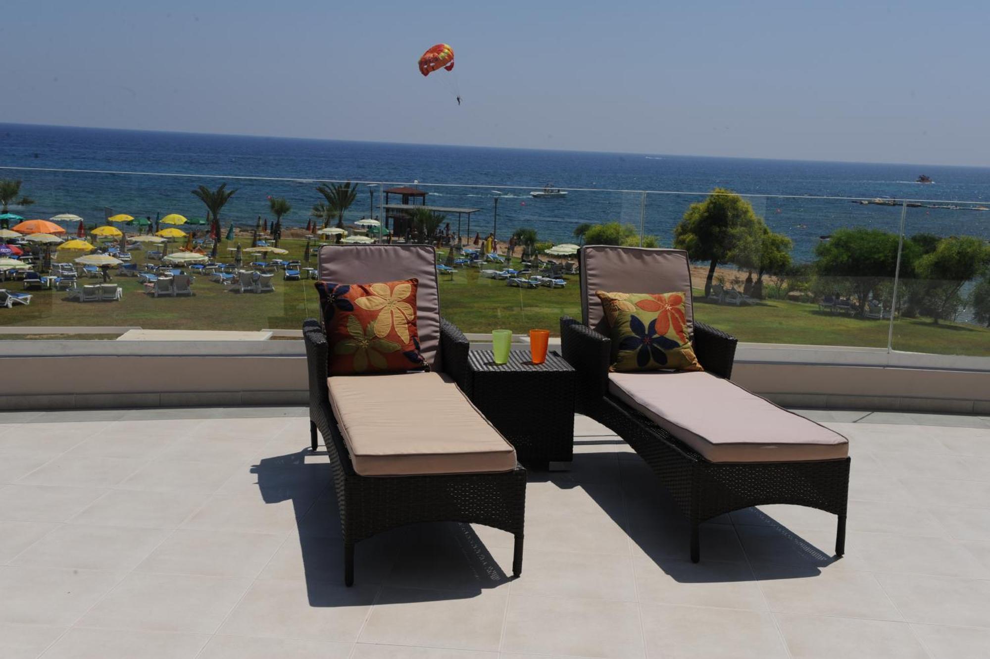 Polyxenia Isaak Luxury Villas And Apartments Protaras Chambre photo