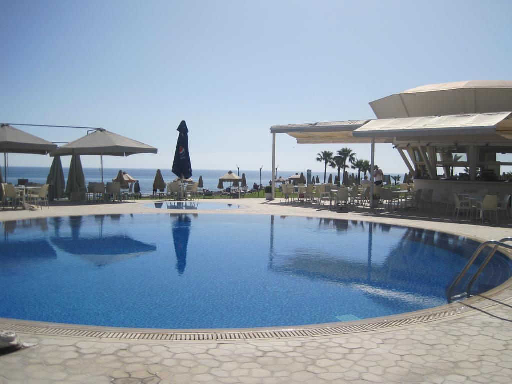 Polyxenia Isaak Luxury Villas And Apartments Protaras Extérieur photo