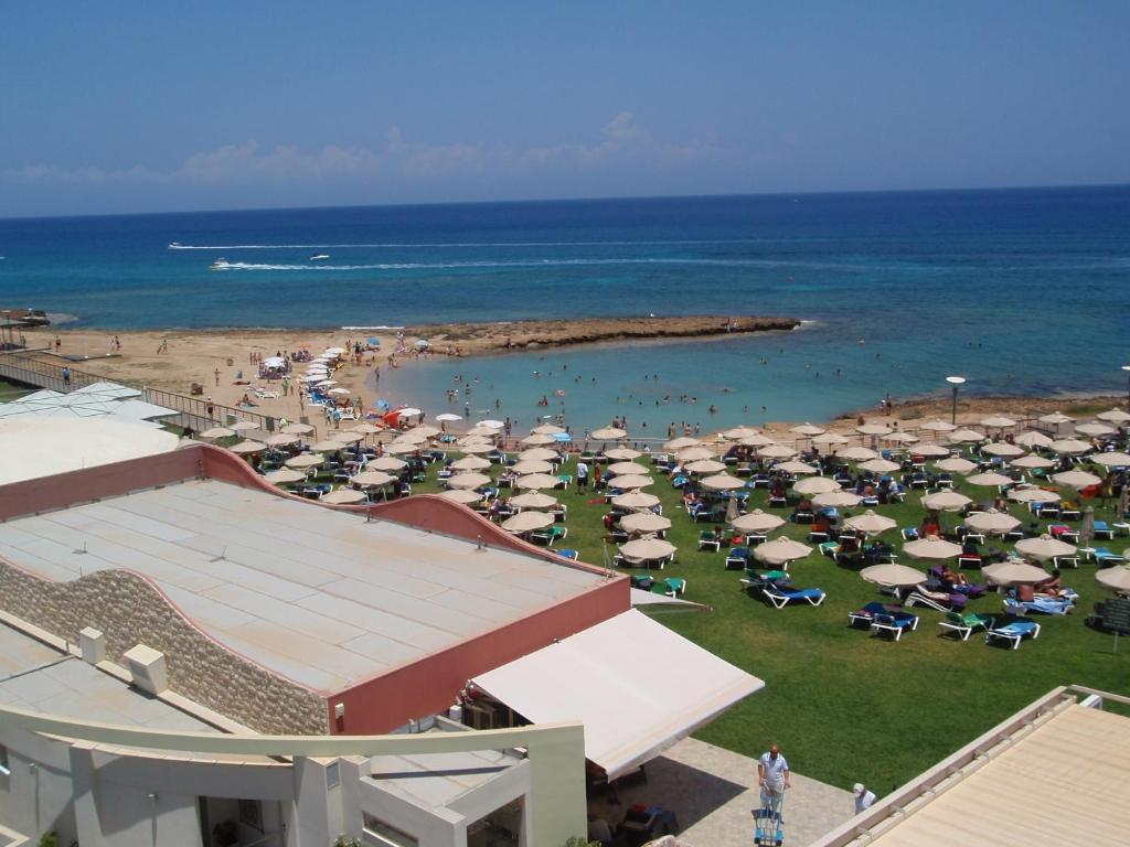 Polyxenia Isaak Luxury Villas And Apartments Protaras Extérieur photo