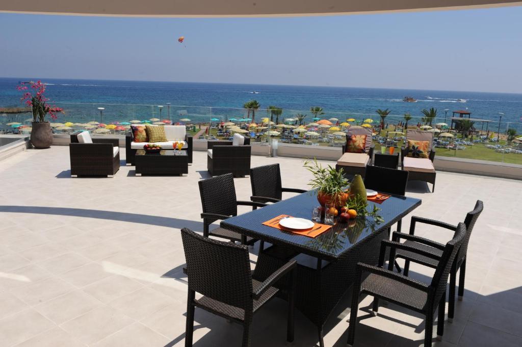 Polyxenia Isaak Luxury Villas And Apartments Protaras Chambre photo